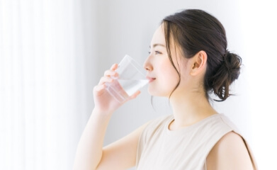 水分補給で内側からケア
